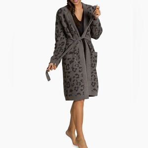 NWT Barefoot Dreams Plush Robe